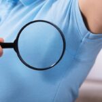 クリアネオでは脇汗は止まらない？利用者の声や原因を調査してみた！